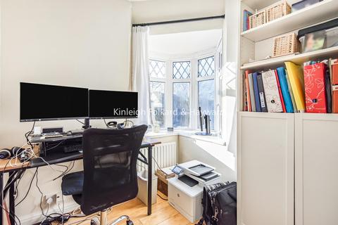 52 Manor Park Road, West Wickham, BR4 0JZ