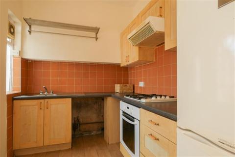 201 Bradford Road, Stanningley, Pudsey, LS28 6QB
