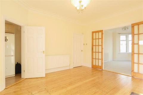 201 Bradford Road, Stanningley, Pudsey, LS28 6QB