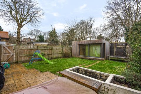 1a Birch Grove, London, SE12 0SS