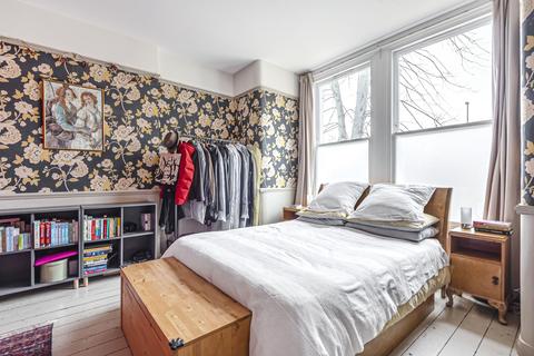 1a Birch Grove, London, SE12 0SS