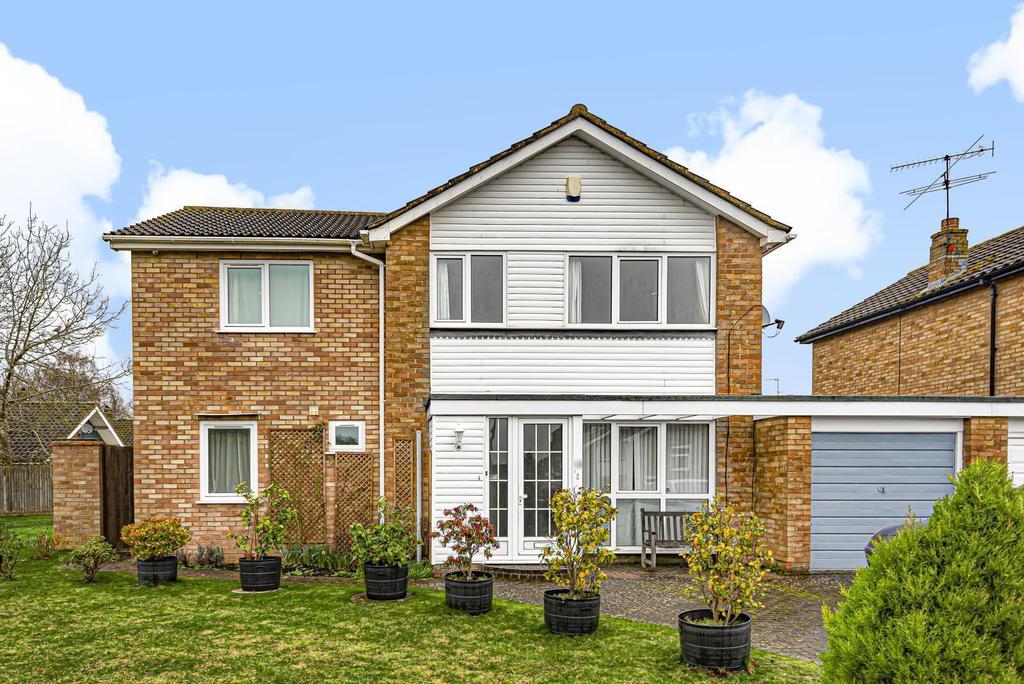 Summerlands, Cranleigh, GU6 4 bed house £575,000