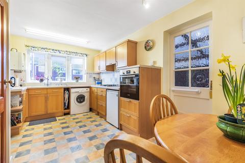 8 Eton Place, Marlow, SL7 2QA
