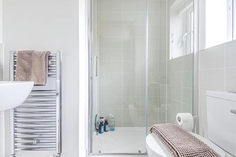 29 Empire Drive, Carterton, OX18 1BZ