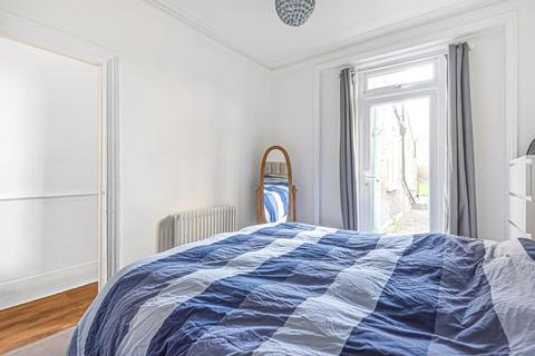 146a Courthill Road, London, SE13 6DR