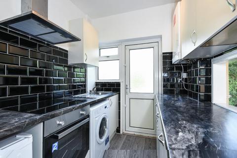 13 Dunkery Road, London, SE9 4HX