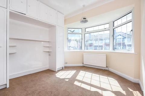 13 Dunkery Road, London, SE9 4HX