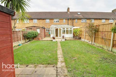 undefined, Shenstone Gardens, Romford