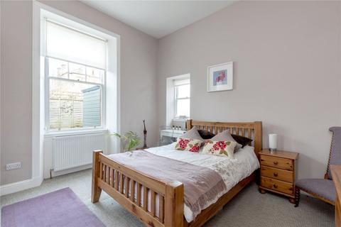 6/2 Dalrymple Crescent, EH9 2NU