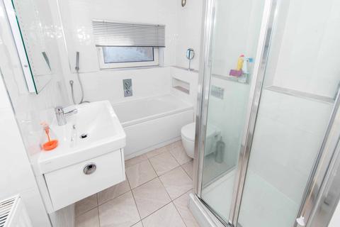 51 Guy Road, Wallington, SM6 7LZ