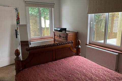 51 Guy Road, Wallington, SM6 7LZ
