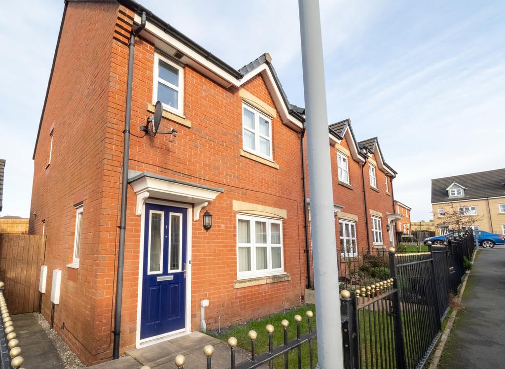 Corden Avenue, Darwen 3 bed mews £120,000