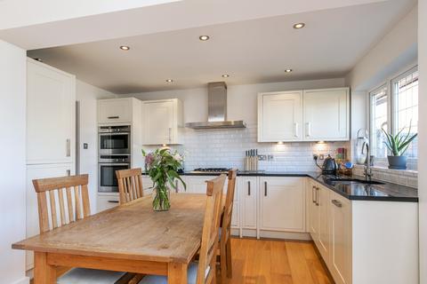 3 Kings Close, Kings Worthy, Winchester, SO23 7TE