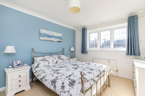 3 Kings Close, Kings Worthy, Winchester, SO23 7TE