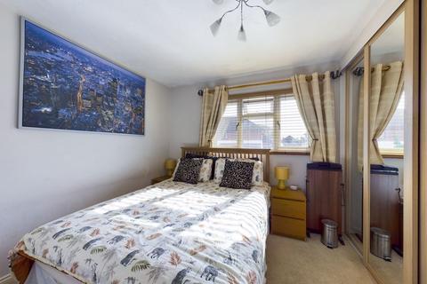 14 Brimfield Road, Purfleet-on-thames, RM19 1RG