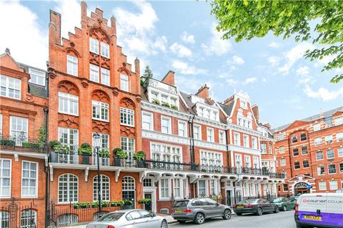 Kensington Court, Kensington, London, W8