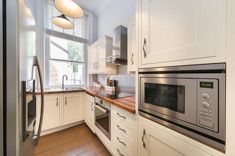 2 bedroom apartment to rent, Mount Street, Mayfair, London, W1K