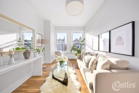 90a Marlborough Road, London, N22 8NN