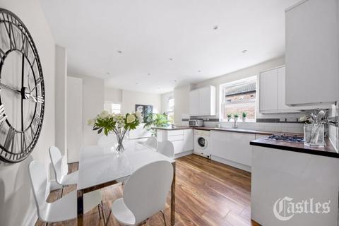 90a Marlborough Road, London, N22 8NN