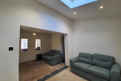 34 Clapgate Lane, Ipswich, IP3 0RD