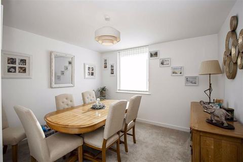 Flat 8, Haskell House, 6 Larson Close, Oakgrove, Milton Keynes, MK10 9TE