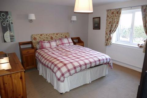Crossfields Town Street, Shiptonthorpe, York, YO43 3PE