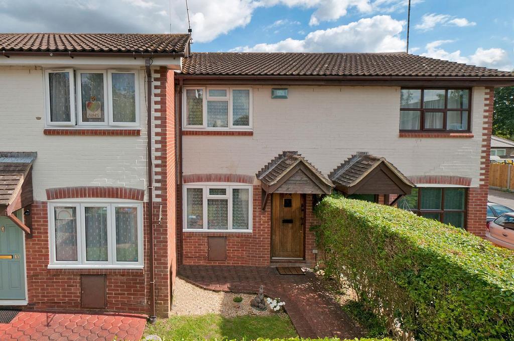 St. Andrews Close, Paddock Wood, Tonbridge 2 bed terraced house £254,000