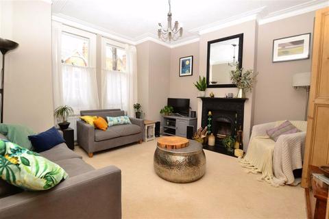 18 Hemdean Hill, Caversham, Reading, RG4 7SB
