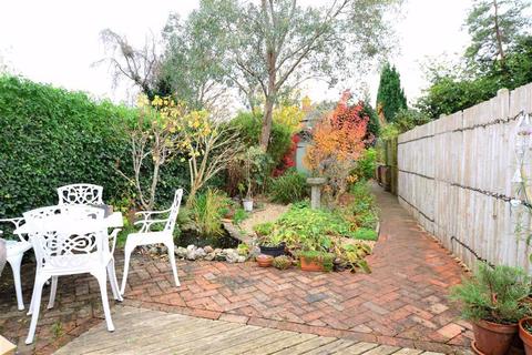 18 Hemdean Hill, Caversham, Reading, RG4 7SB