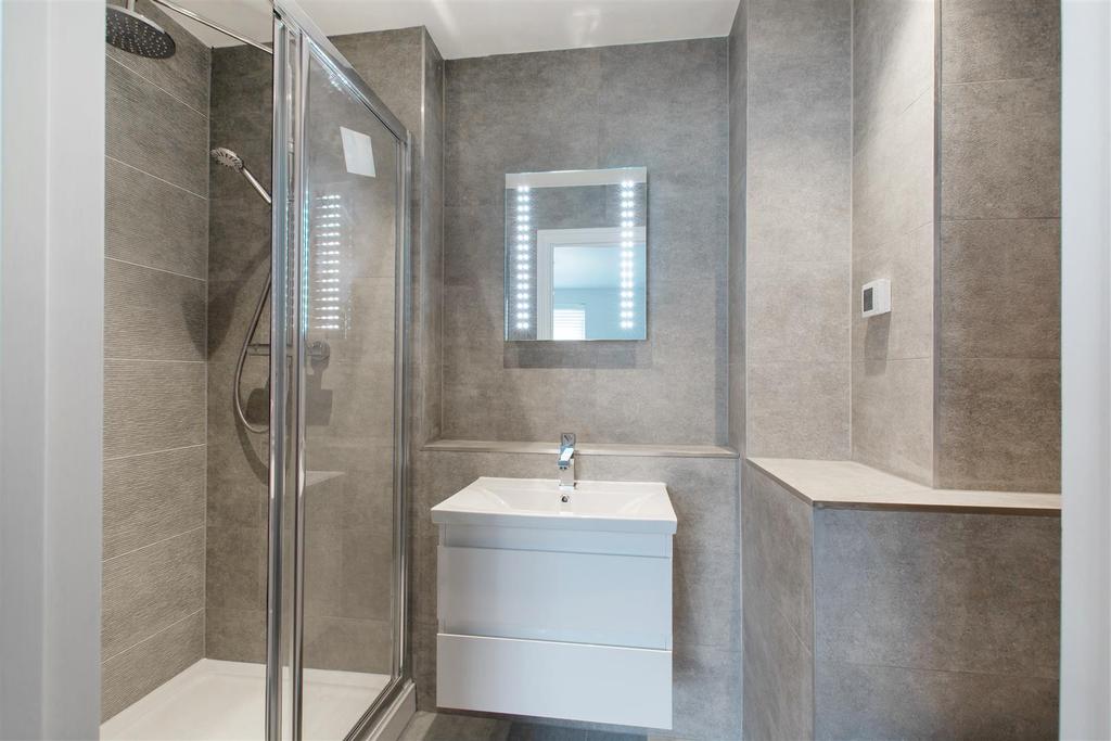 Flat 2, 193 Anerley Road, SE20-6.jpg
