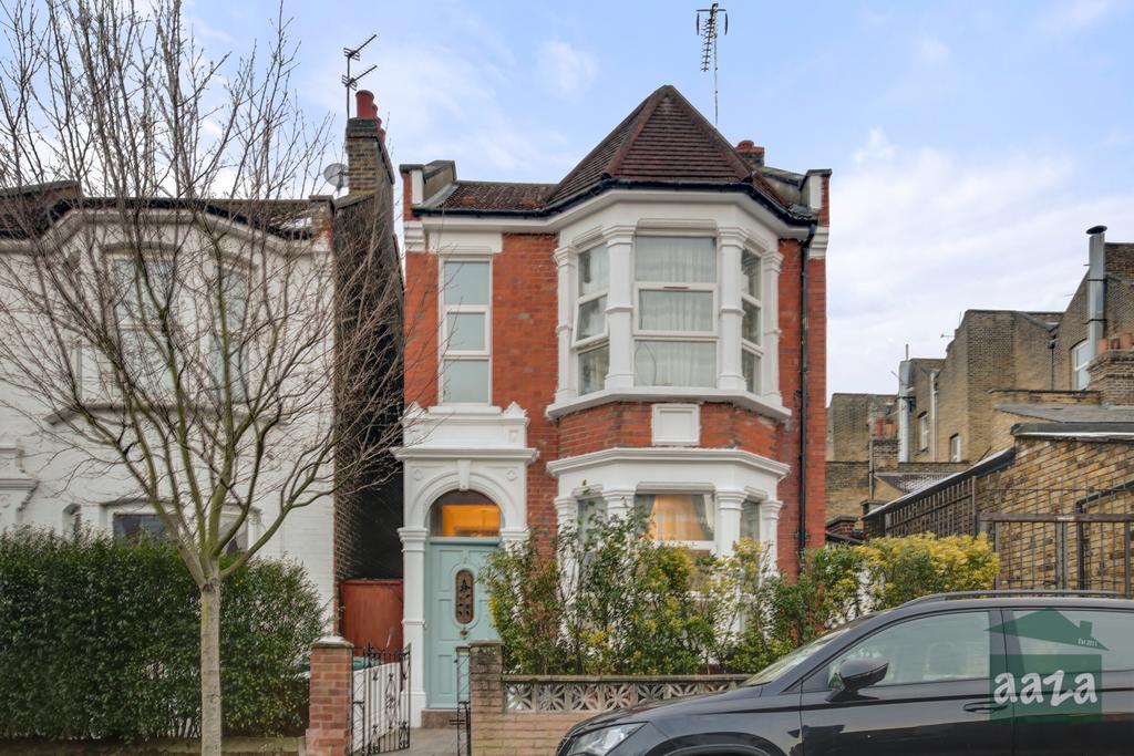 sydney road, Hornsey, London N8 4 bed detached house for sale £925,000