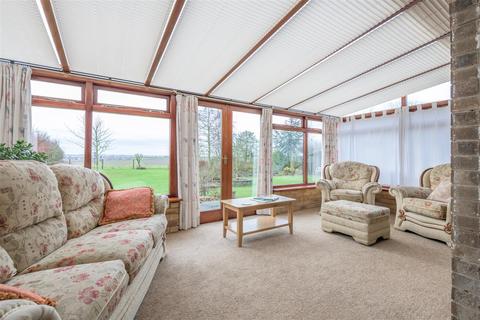 36 Grantham Road, Great Gonerby, Grantham, NG31 8JX