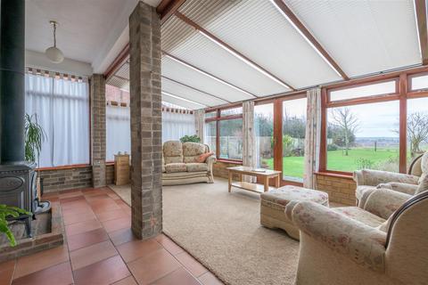 36 Grantham Road, Great Gonerby, Grantham, NG31 8JX