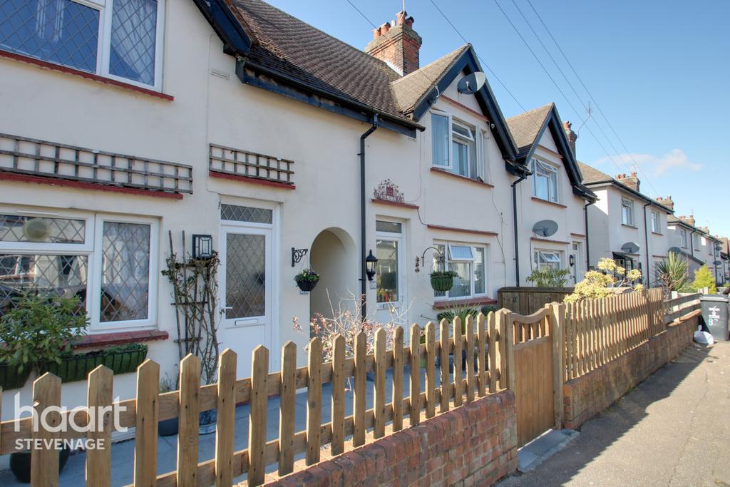 Ellis Avenue, Stevenage 3 bed terraced house £300,000