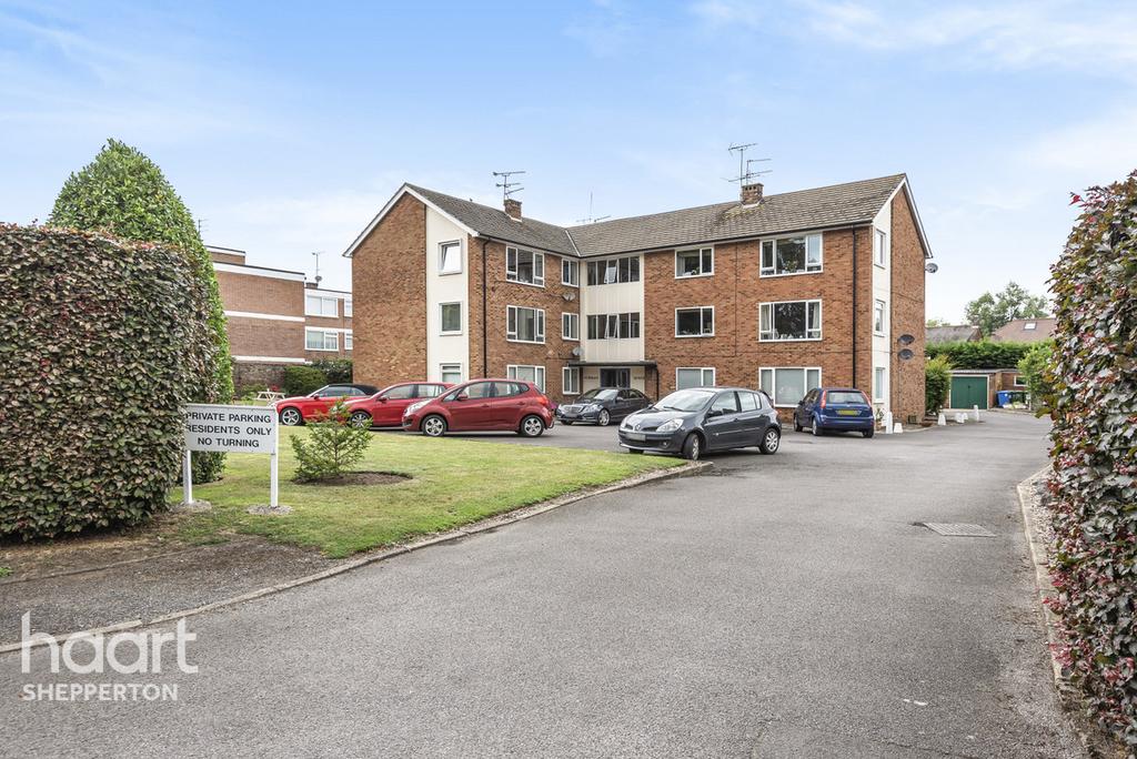 Norman House, Chertsey Road, Shepperton 2 bed apartment £360,000