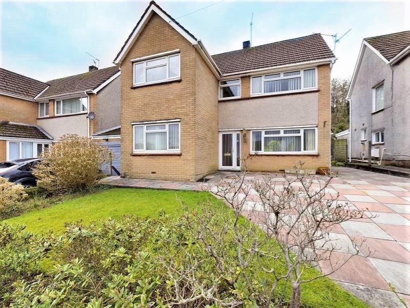 DanYGraig, Pantmawr, Cardiff. CF14 7HL 3 bed detached house £350,000
