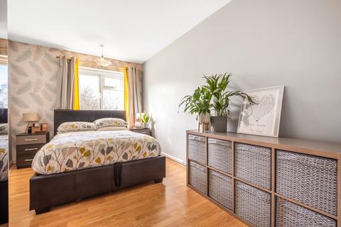 66 Tattersall Close, London, SE9 6ET