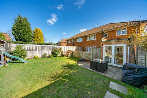 32 Old Dean, Bovingdon, Hemel Hempstead, HP3 0ET