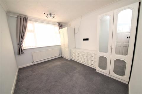 8 Rookery Close, Stanford-le-hope, SS17 0LS