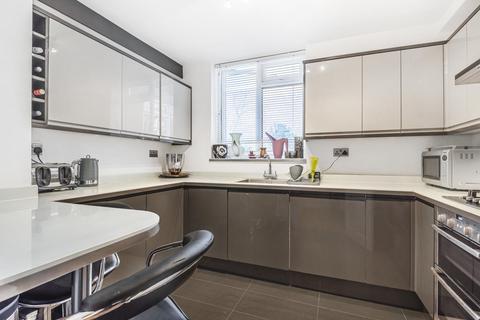 Flat 1, Grosvenor Court Rayners Road, London, SW15 2AX