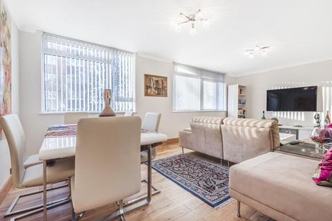 Flat 1, Grosvenor Court Rayners Road, London, SW15 2AX