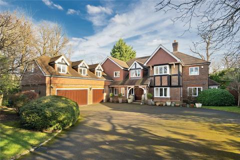 5 bedroom detached house to rent, Eriswell Crescent, Burwood Park, Walton-On-Thames, Surrey, KT12