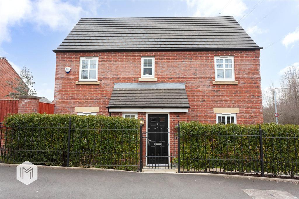 Kearsley Green, Radcliffe... 3 bed semidetached house £240,000
