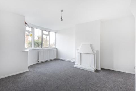41 Sandy Ridge, Chislehurst, BR7 5DP