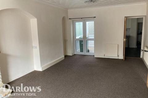 3 bedroom terraced house to rent, Jubilee Road, New tredegar