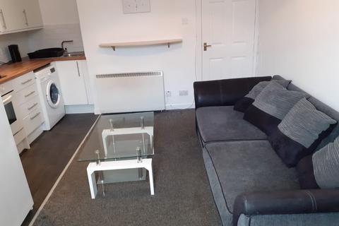 1 bedroom flat to rent, North Street, Strathmartine, Dundee, DD3