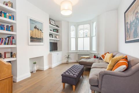 59a Antill Road, London, E3 5BT