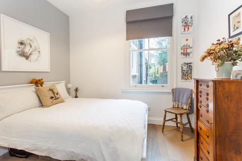 59a Antill Road, London, E3 5BT