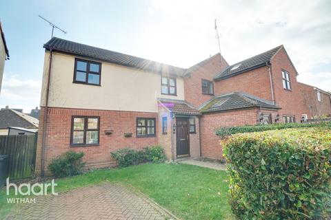 34 Bramble Road, Witham, CM8 2XA