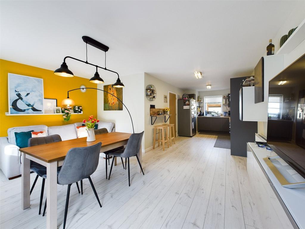 Kitchen Diner 2
